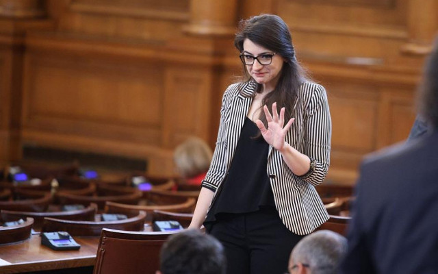 Лена Бориславова: Има големи шансове за правителство