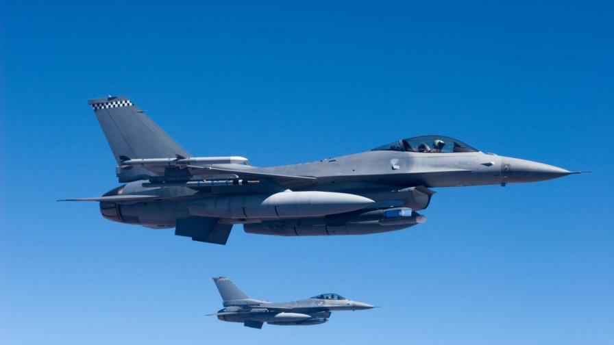 САЩ пратиха F-16 в България