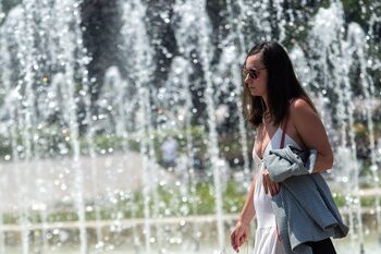 Жълт код за опасни горещини е обявен в цялата страна