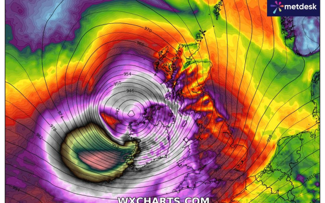 Животозастрашаваща буря връхлита Ирландия и Великобритания на 24-и януари