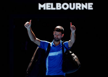 Джокович се отказа след първия сет и Зверев е на финал на Australian Open