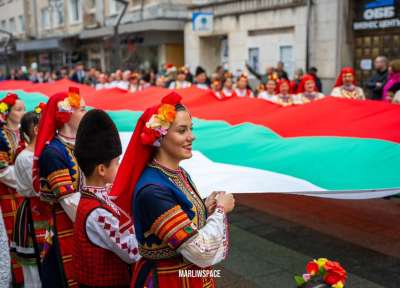 Враца отбелязва Освобождението с празнично шествие