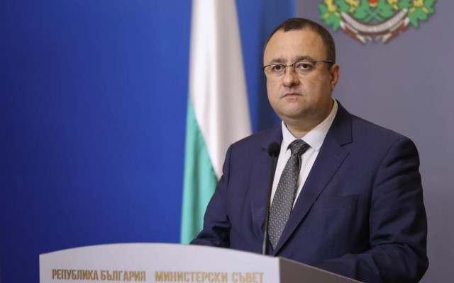 Регионалният министър Иван Иванов поиска оставки на шефове в АПИ