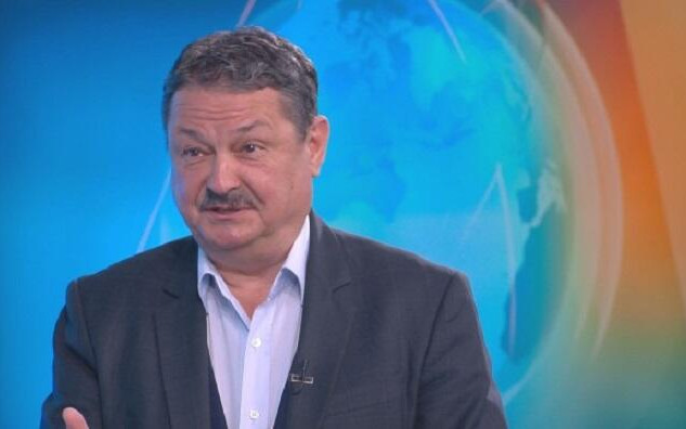 Георги Рачев: Абитуриентите задължително с чадърчета на 24 май