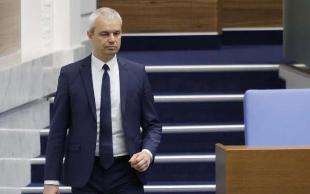 "Възраждане" подава сигнал до ДАНС срещу управителя на БНБ за държавна измяна
