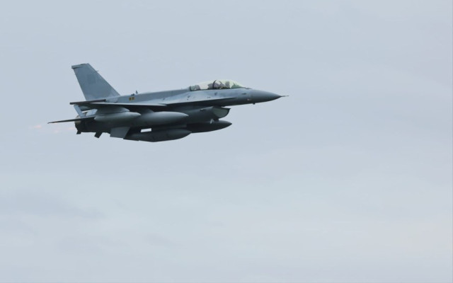 Българският F-16 полетя у нас!