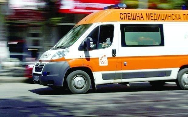 Трагедия в Слънчев бряг! Абитуриент колабира пред дискотека, издъхна в линейка