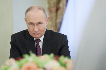Четвърт век Путин на власт: какво казва господарят на Кремъл в нов тв филм
