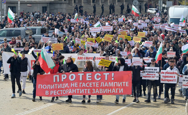 Критерият за еврото е комфортно изпълнен след месечна дефлация през април