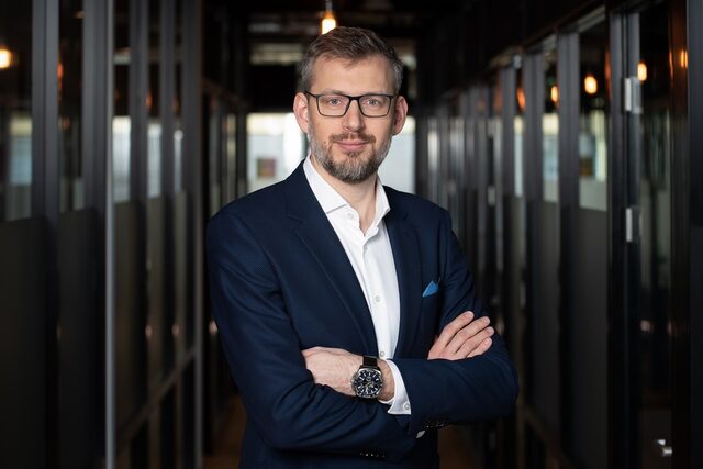 Изкуственият интелект в разплащанията: От невидимото до същественото