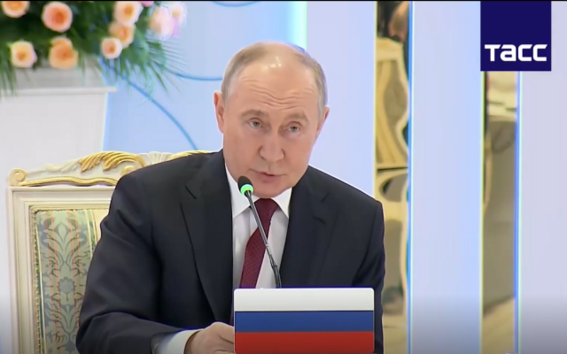 Владимир Путин отказа да обсъжда евентуално убийство на върховния лидер на Иран