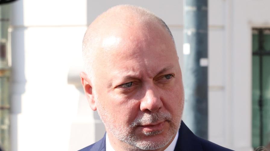 Желязков: Действията на министър Митов са правилни