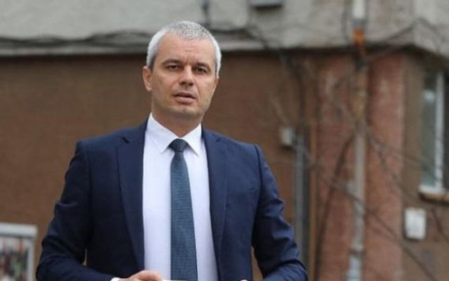 Костадин Костадинов: Вчера бях разпитван в парламента от полицаи, пратени от прокуратурата на Пеевски