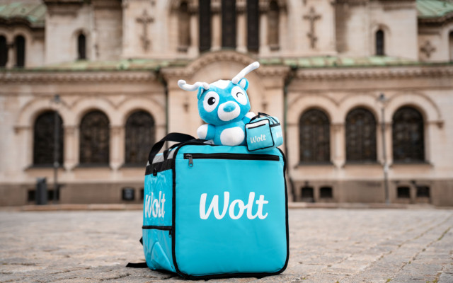 WOLT СТАРТИРА В СОФИЯ