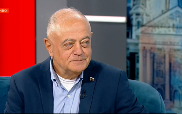 Атанас Атанасов: Не съм фен на президента, защото той е руски трол