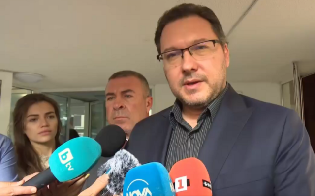 Митов: С години е неглижирано обучението на нашите кадри