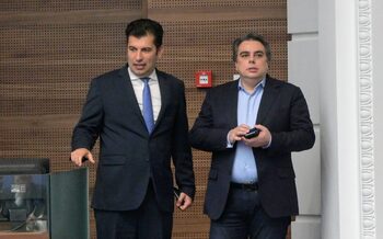 “Не говорете с недомлъвки”: Кирил Петков призова напусналите общинари да сезират прокуратурата