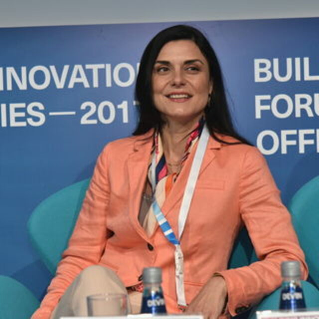 Весела Вълчева-Макгий: Бизнесът се ориентира към устойчиво строителство, но е предпазлив да натисне спусъка