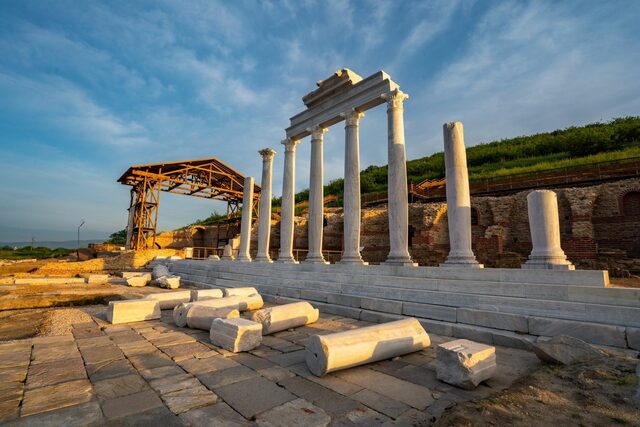 Хераклея Синтика – културни пластове и историческа памет