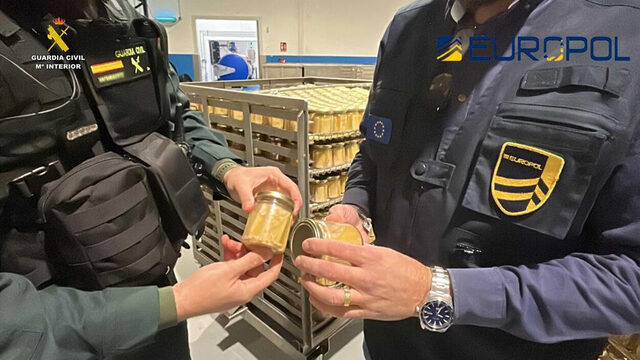 България е сред страните в ЕС с най-големи загуби от фалшифицирани храни и напитки