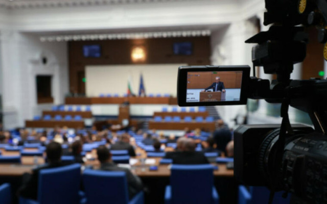 Мнозинството в НС осъди руската агресия в Украйна с декларация