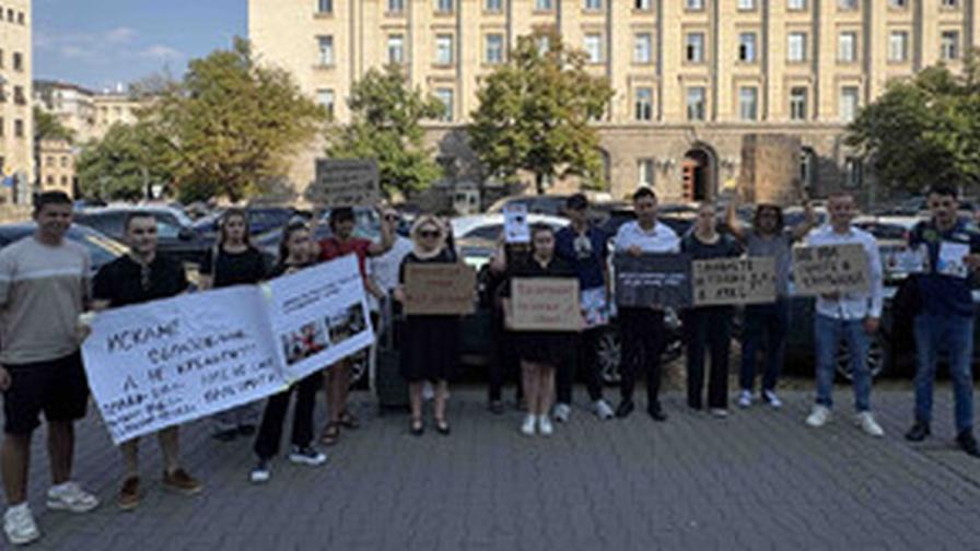 Студенти отново на протест заради скока в таксите