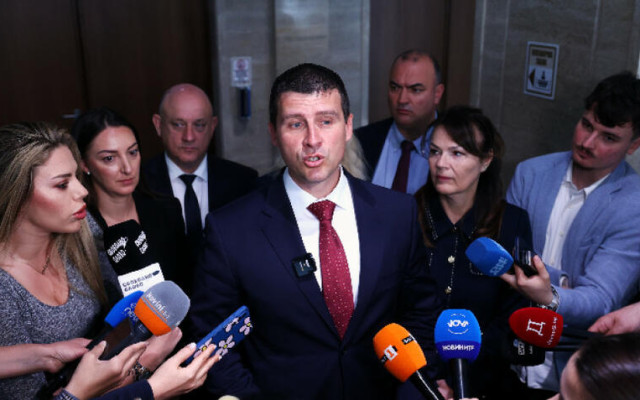 100% отиваме на избори, смята Ивелин Михайлов
