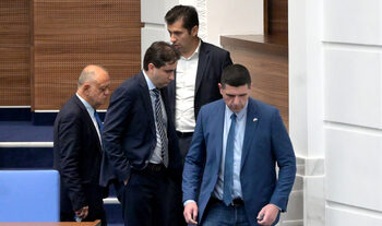Голям шанс за демократичната опозиция в България