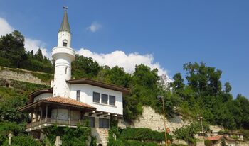При бонбоненото дърво в Балчик