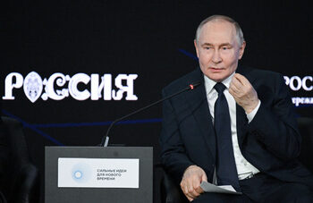 Тръмп убеждава Путин да преговаря с Киев, той му говори за филми