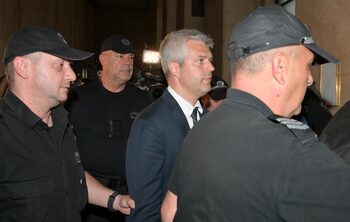 Уроците от задържането на варненския кмет