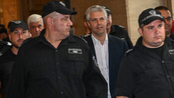 Кметът на Варна и обвинените заедно с него съветници остават в ареста